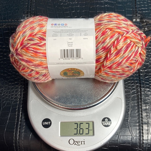 3 NWT Lion Brand Flikka 50% Cotton 50% Polyester Variegated Yarn in 701 Toucan - Picture 2 of 6